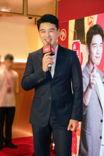 1_国民舅舅，吃国民火锅152
